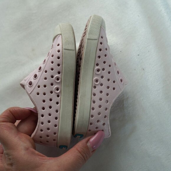 Native Jefferson C5 Pink Lightweight Water Shoes - Picture 8 of 9